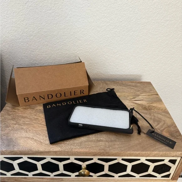 Bandolier brand new phone case iPhone 13 Pro - Picture 2 of 4